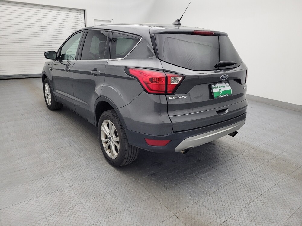 2019 Ford Escape in Charleston, SC 29414 - 18124403 5
