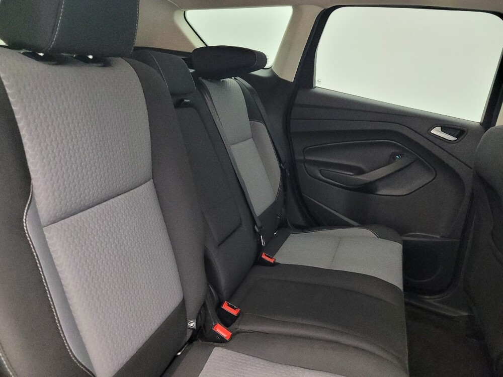 2019 Ford Escape in Charleston, SC 29414 - 18124403 19