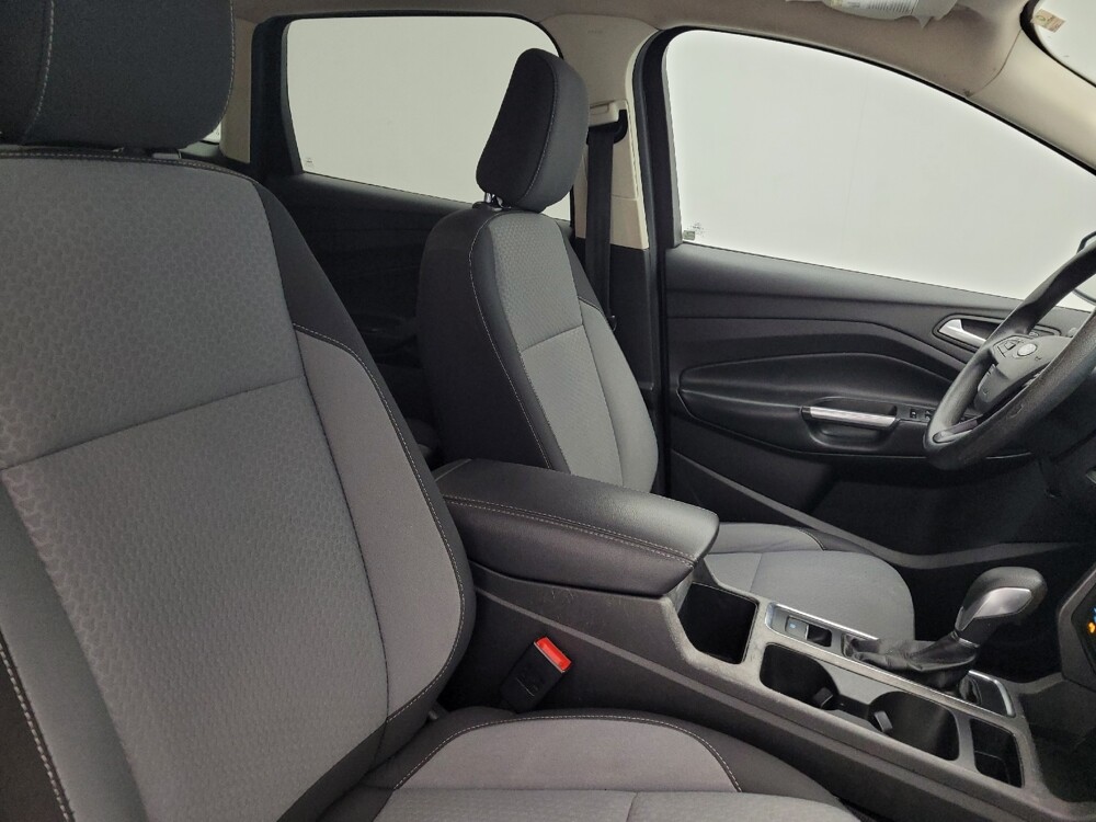 2019 Ford Escape in Charleston, SC 29414 - 18124403 21