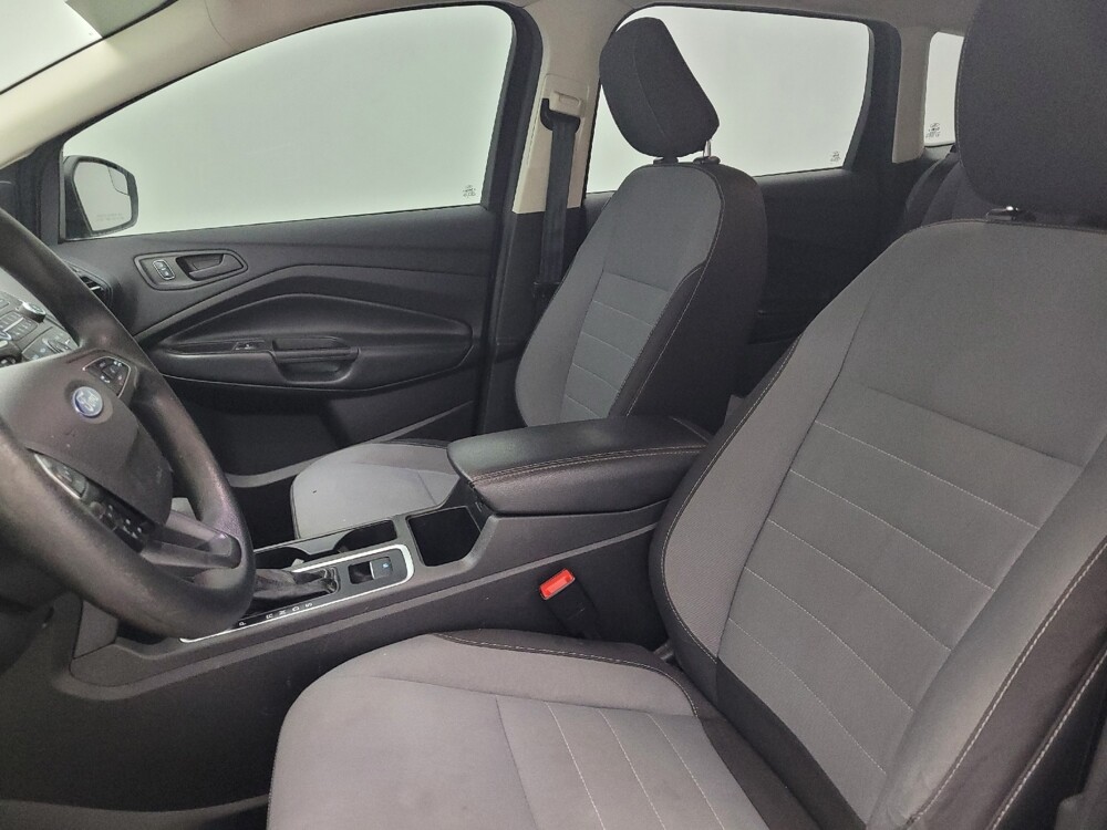 2018 Ford Escape in Columbia, SC 29210 - 18124408 17