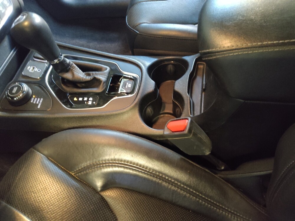 2019 Jeep Cherokee in Winston-Salem, NC 27103 - 18124410 26