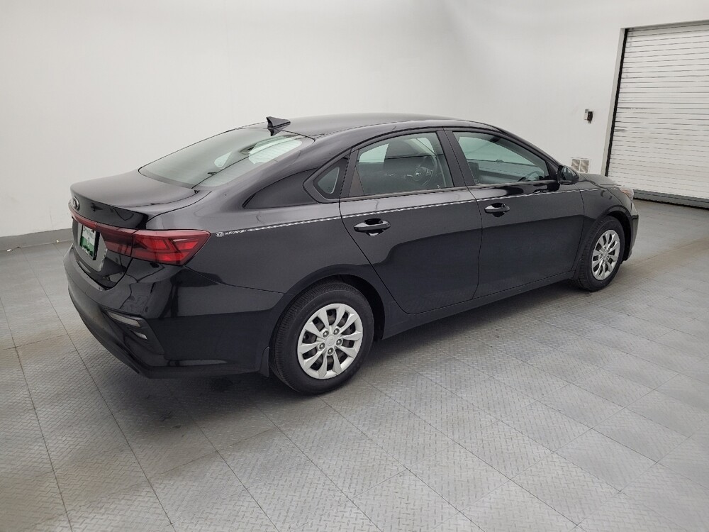 2021 Kia Forte in Winston-Salem, NC 27103 - 18124423 10