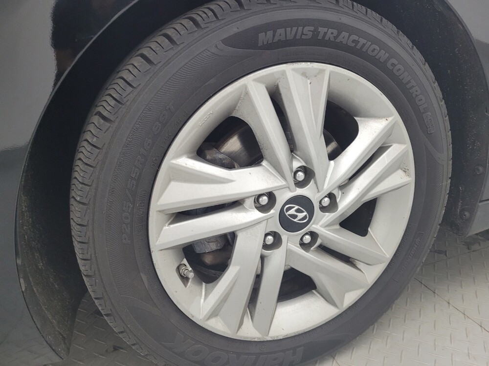 2020 Hyundai Elantra in Charleston, SC 29414 - 18124431 31