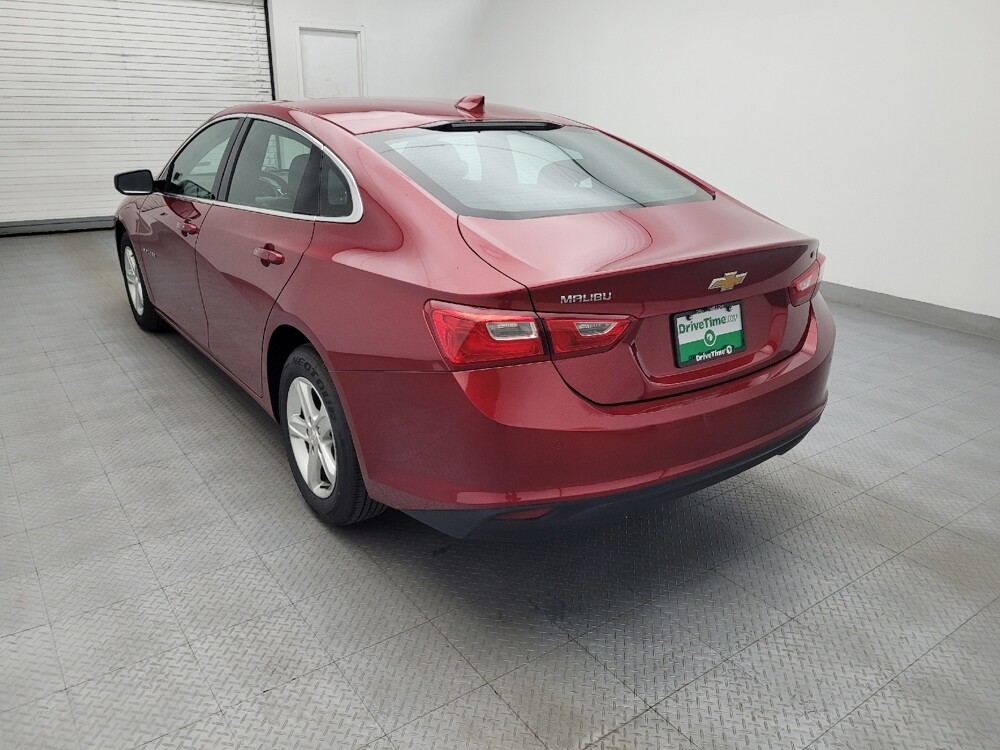 2024 Chevrolet Malibu in Fayetteville, NC 28304 - 18124433 5