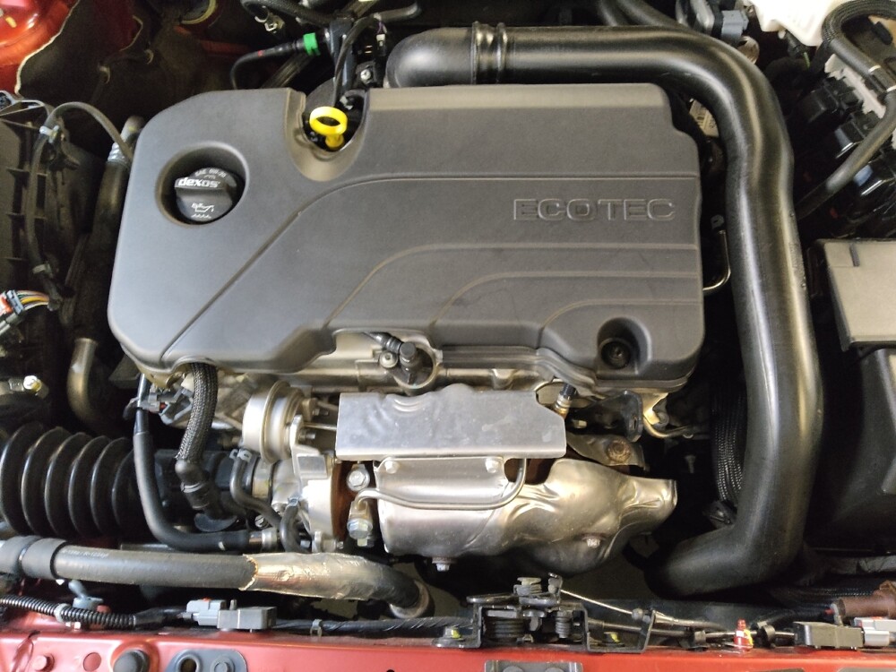 2024 Chevrolet Malibu in Fayetteville, NC 28304 - 18124433 30