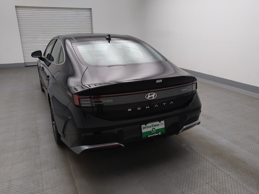 2024 Hyundai Sonata in Lakewood, CO 80215 - 18124437 6