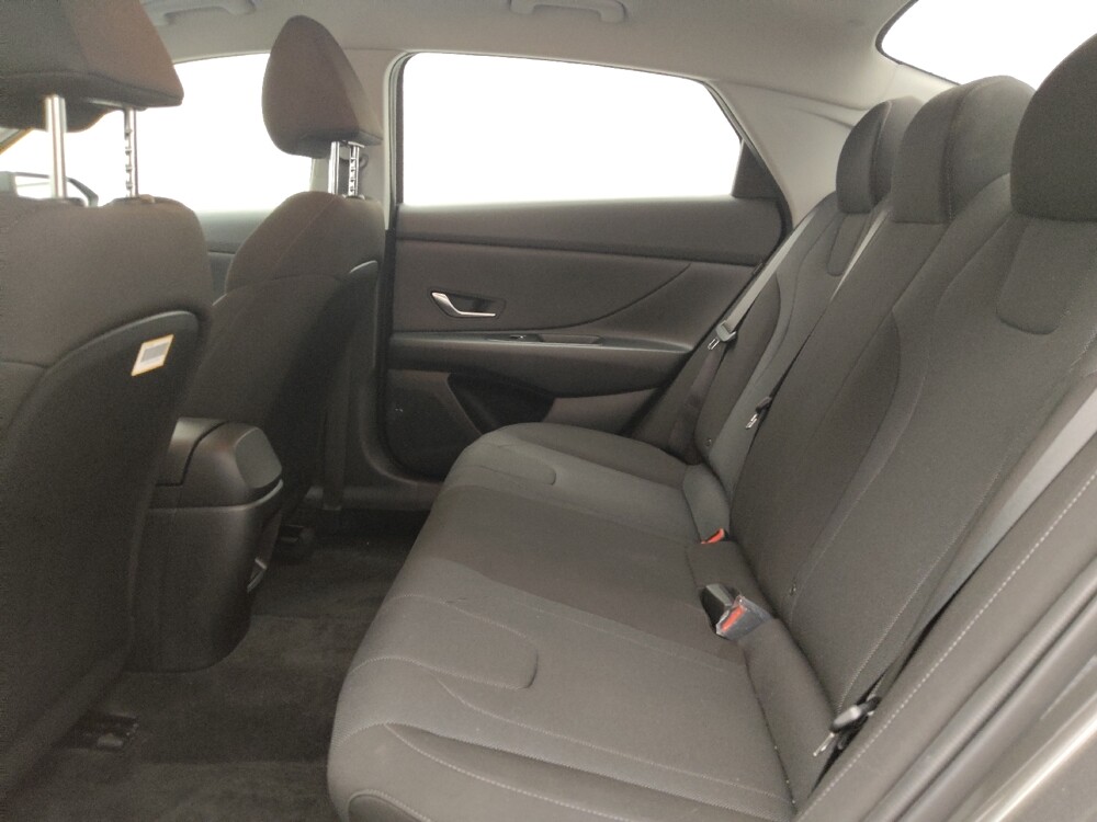 2024 Hyundai Elantra in Albuquerque, NM 87123 - 18124438 18