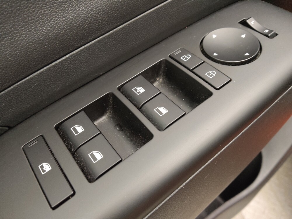 2025 Hyundai Kona in Lakewood, CO 80215 - 18124442 27