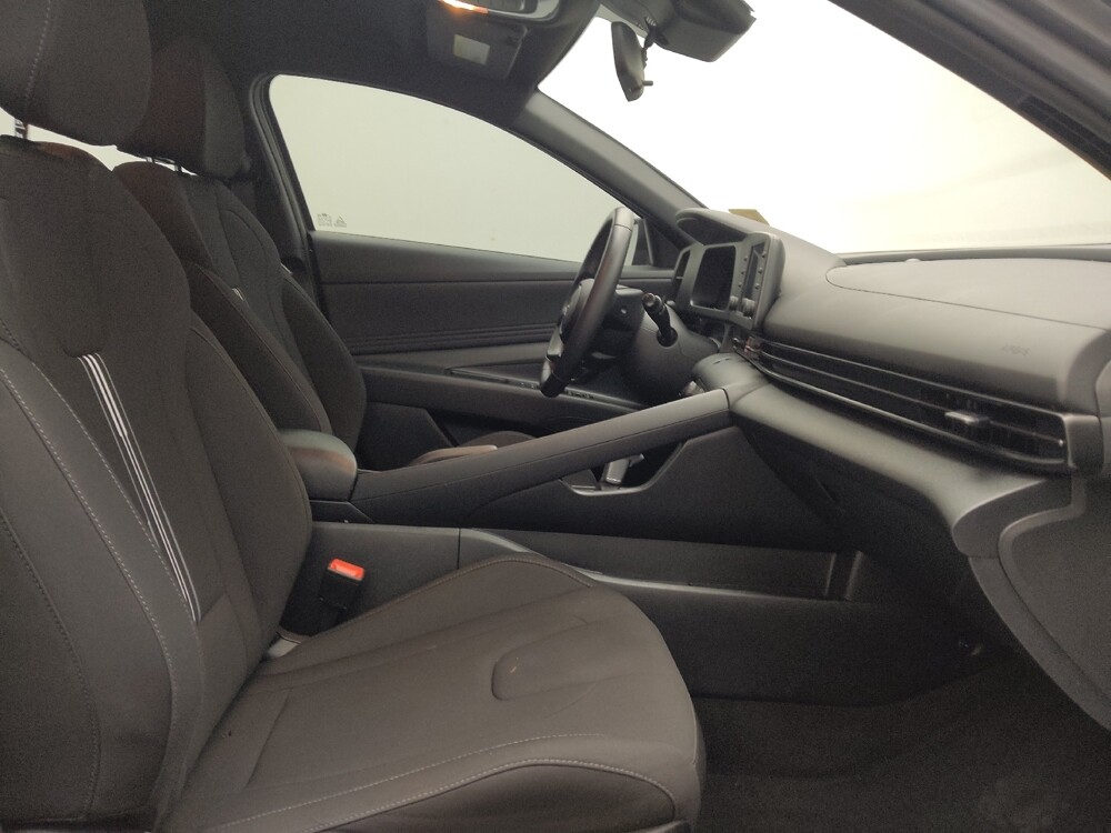 2025 Hyundai Elantra in Albuquerque, NM 87113 - 18124443 21