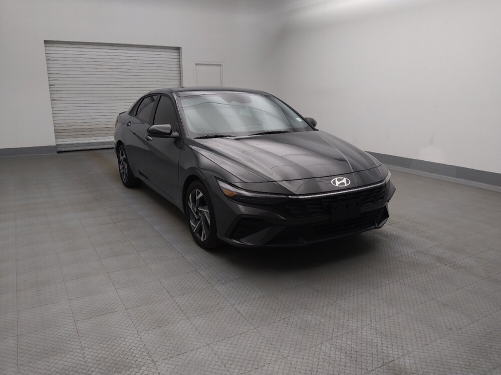 2025 Hyundai Elantra in Albuquerque, NM 87113 - 18124443 13