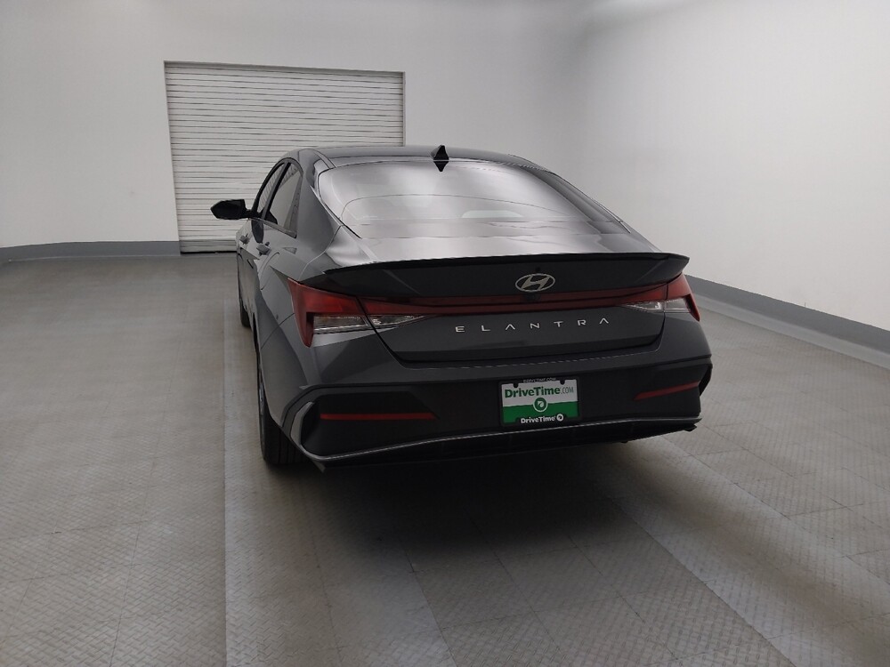 2025 Hyundai Elantra in Albuquerque, NM 87113 - 18124443 6