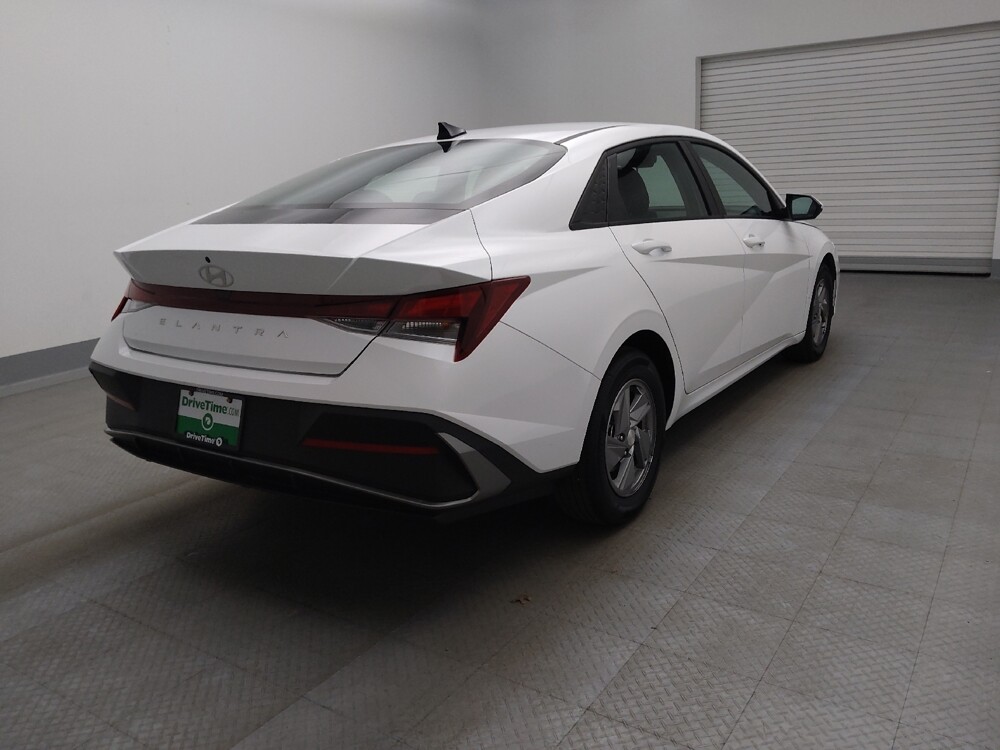 2025 Hyundai Elantra in Albuquerque, NM 87113 - 18124447 9