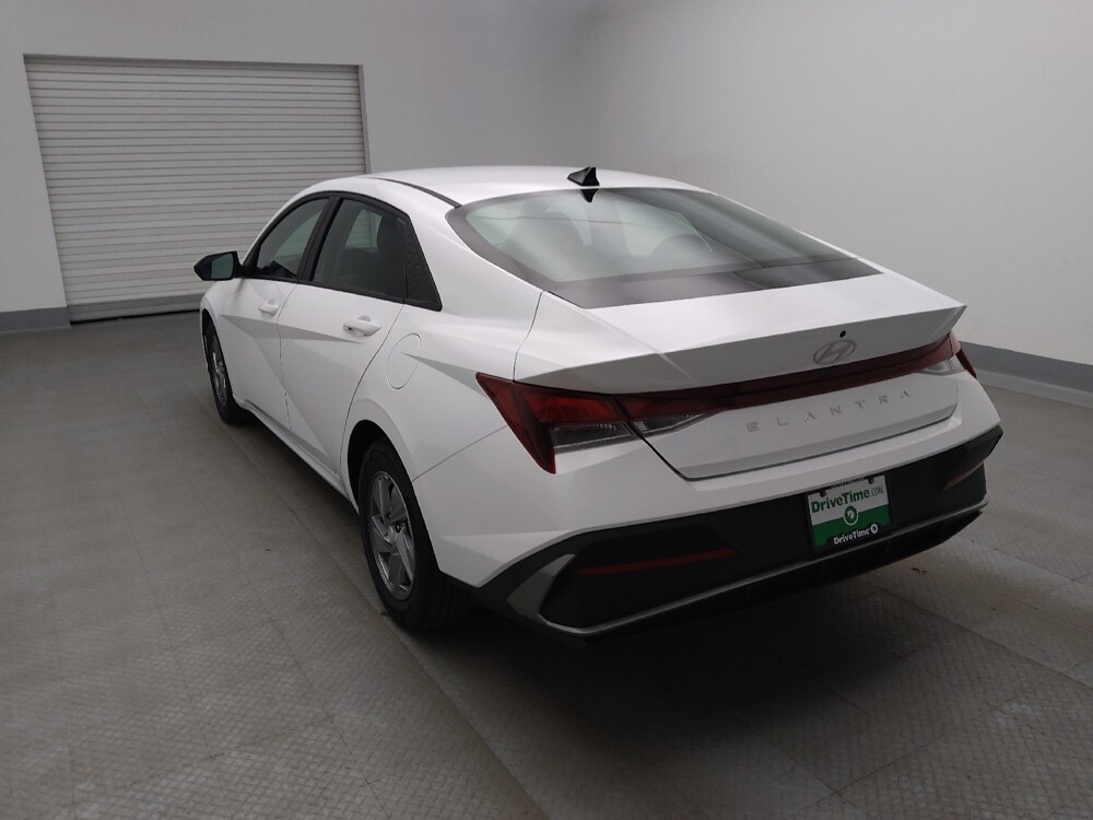 2025 Hyundai Elantra in Albuquerque, NM 87113 - 18124447 5