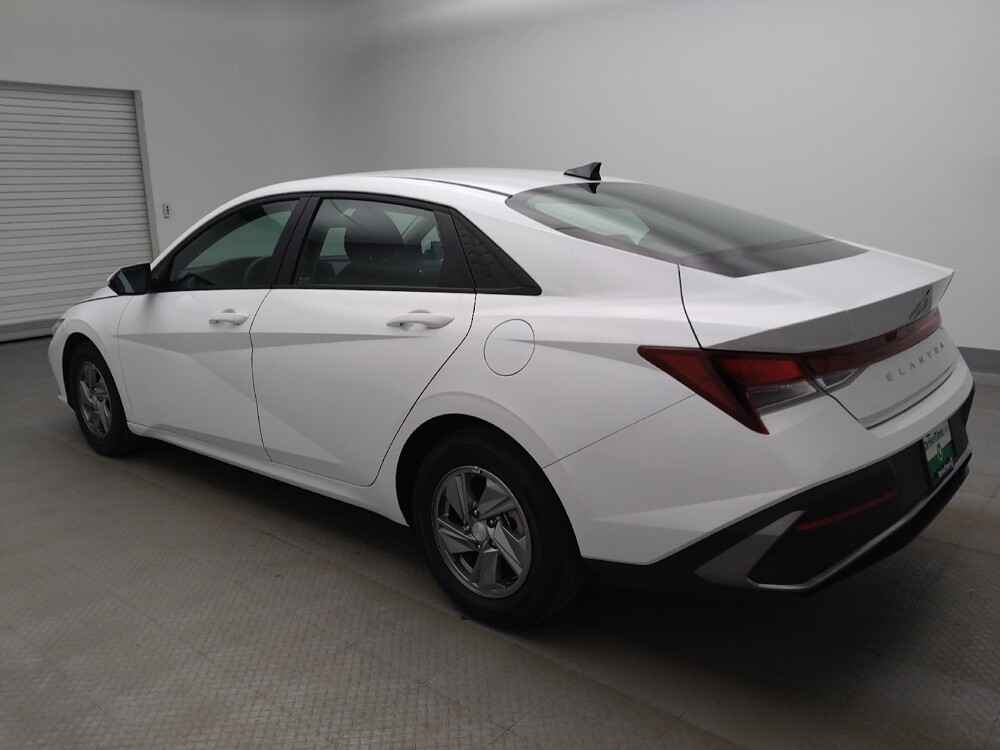 2025 Hyundai Elantra in Albuquerque, NM 87113 - 18124447 3