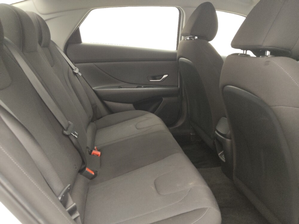 2025 Hyundai Elantra in Albuquerque, NM 87113 - 18124447 19