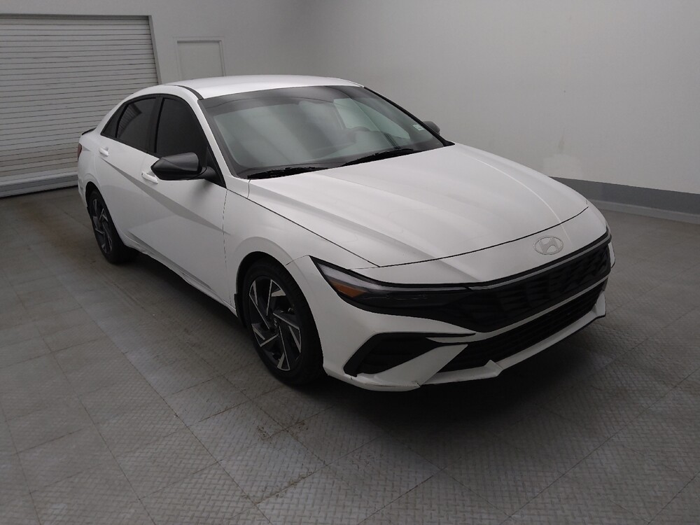 2025 Hyundai Elantra in Albuquerque, NM 87113 - 18124448 13