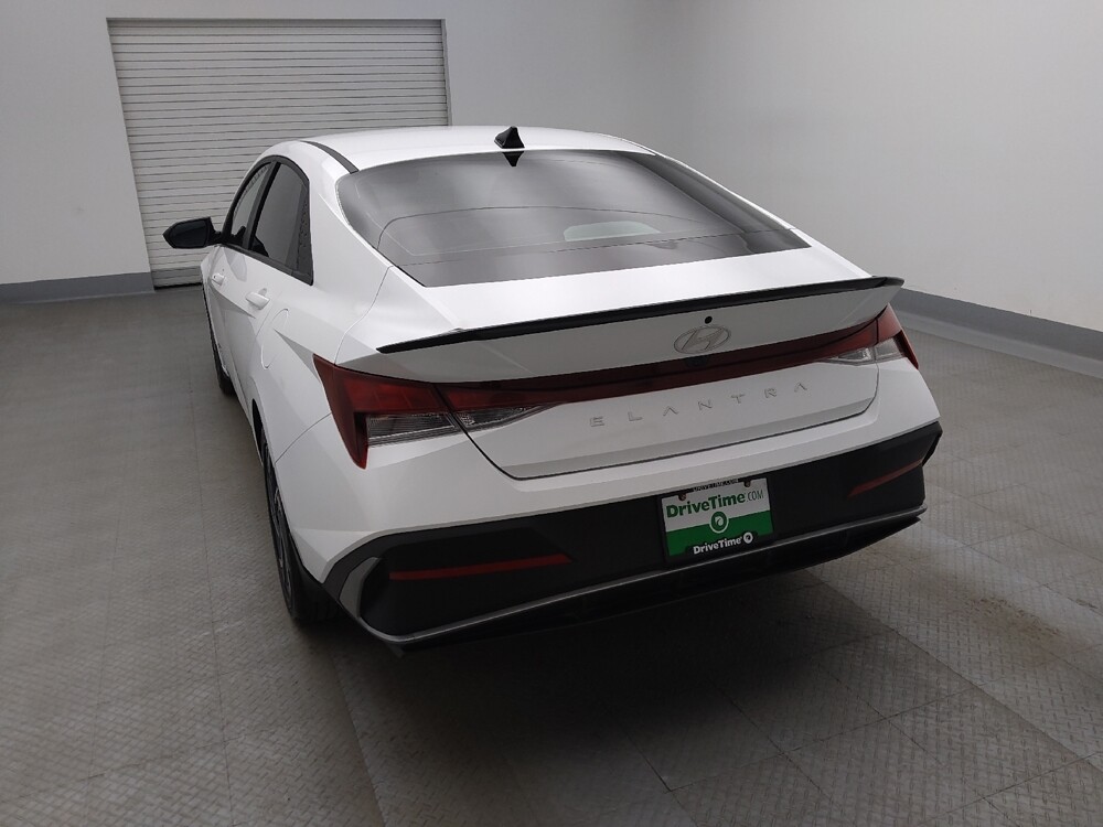 2025 Hyundai Elantra in Albuquerque, NM 87113 - 18124448 6