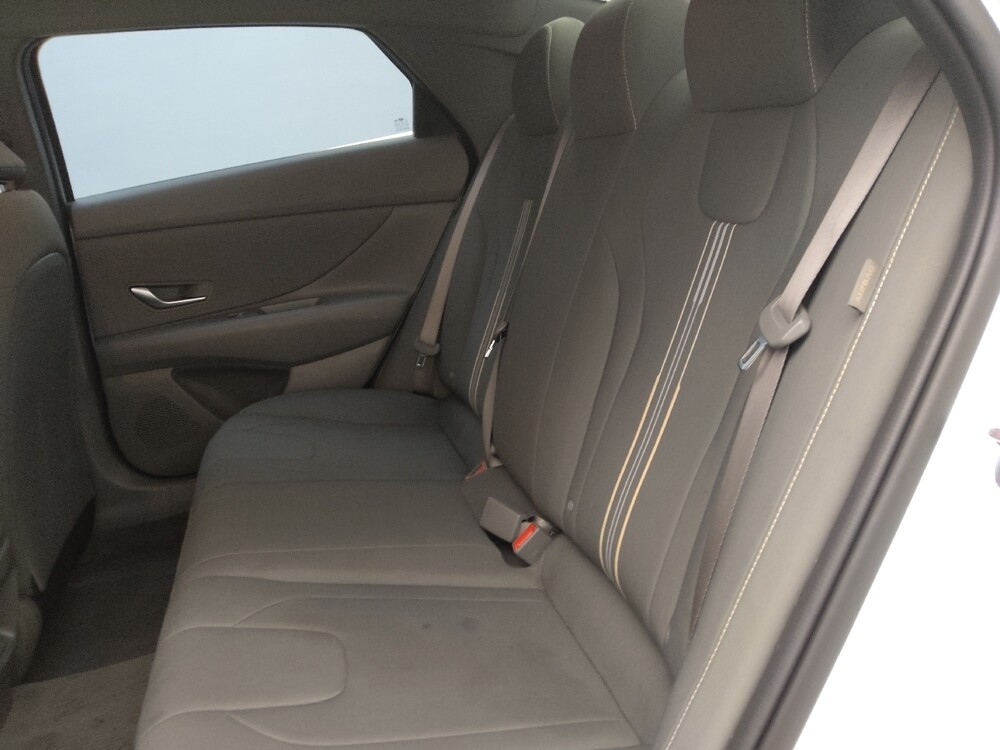 2025 Hyundai Elantra in Albuquerque, NM 87113 - 18124448 18