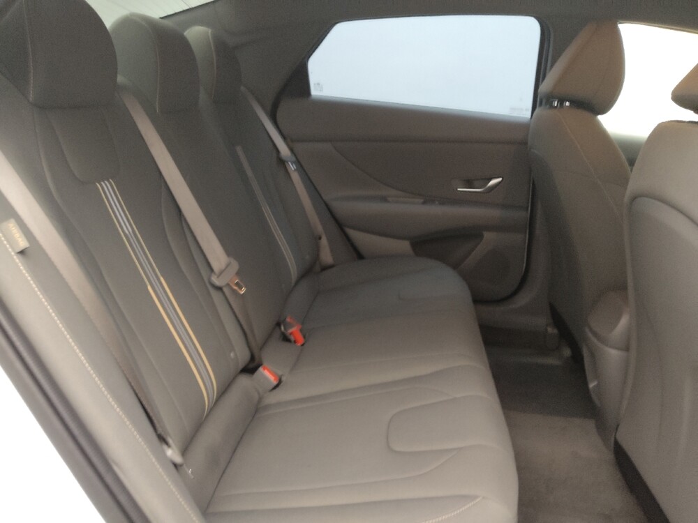 2025 Hyundai Elantra in Albuquerque, NM 87113 - 18124448 19