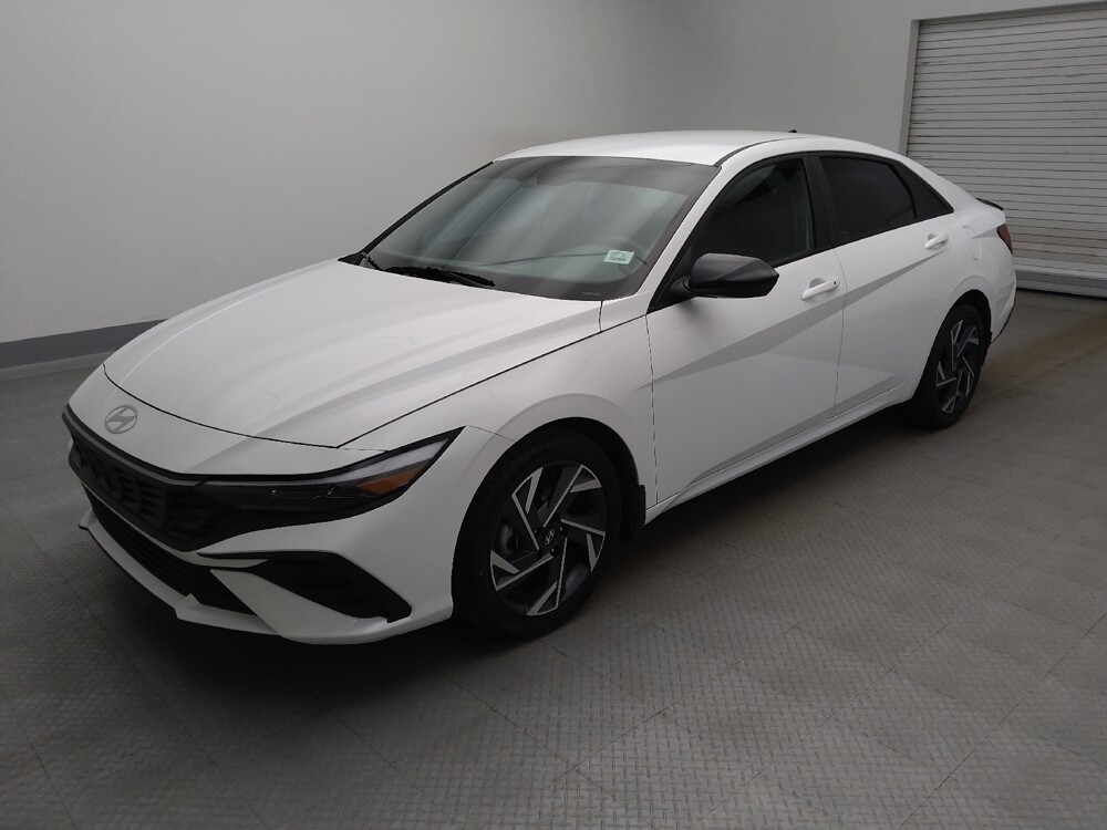 2025 Hyundai Elantra in Albuquerque, NM 87113 - 18124448 2