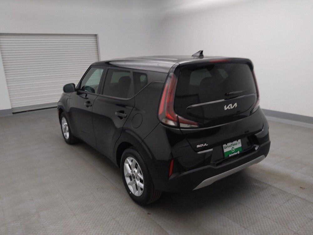 2025 Kia Soul in Colorado Springs, CO 80909 - 18124449 5