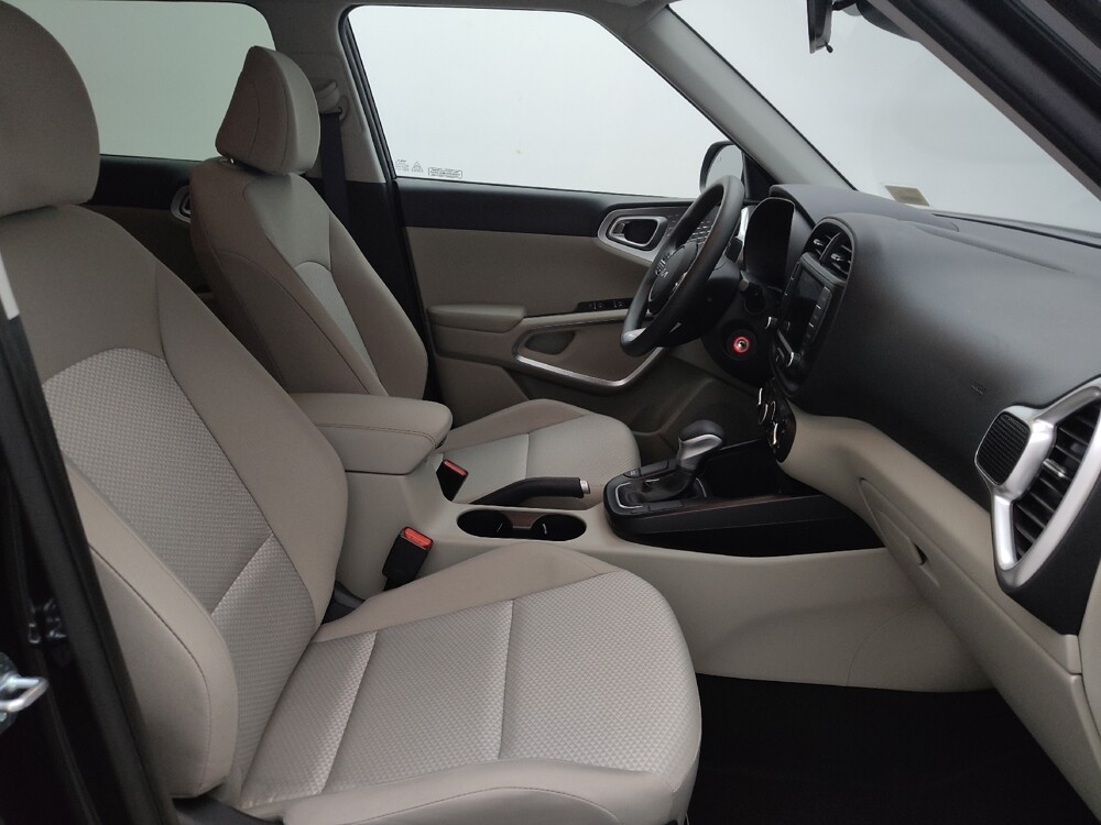 2025 Kia Soul in Colorado Springs, CO 80909 - 18124449 21