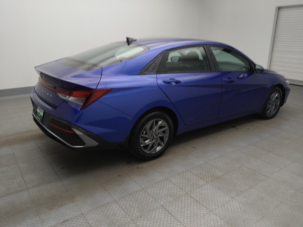 2024 Hyundai Elantra in Albuquerque, NM 87113 - 18124450 10