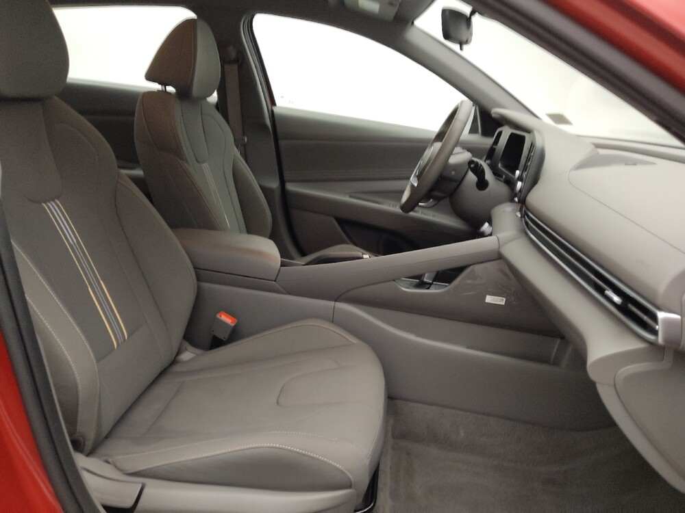 2025 Hyundai Elantra in Albuquerque, NM 87113 - 18124452 21