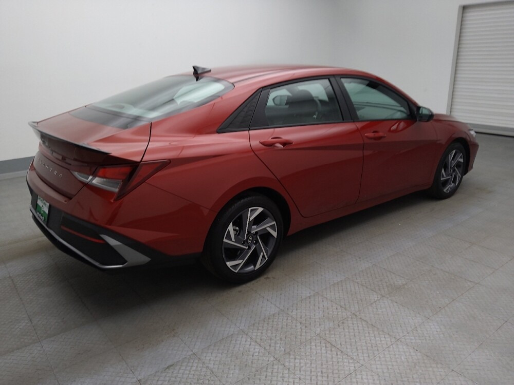 2025 Hyundai Elantra in Albuquerque, NM 87113 - 18124452 10