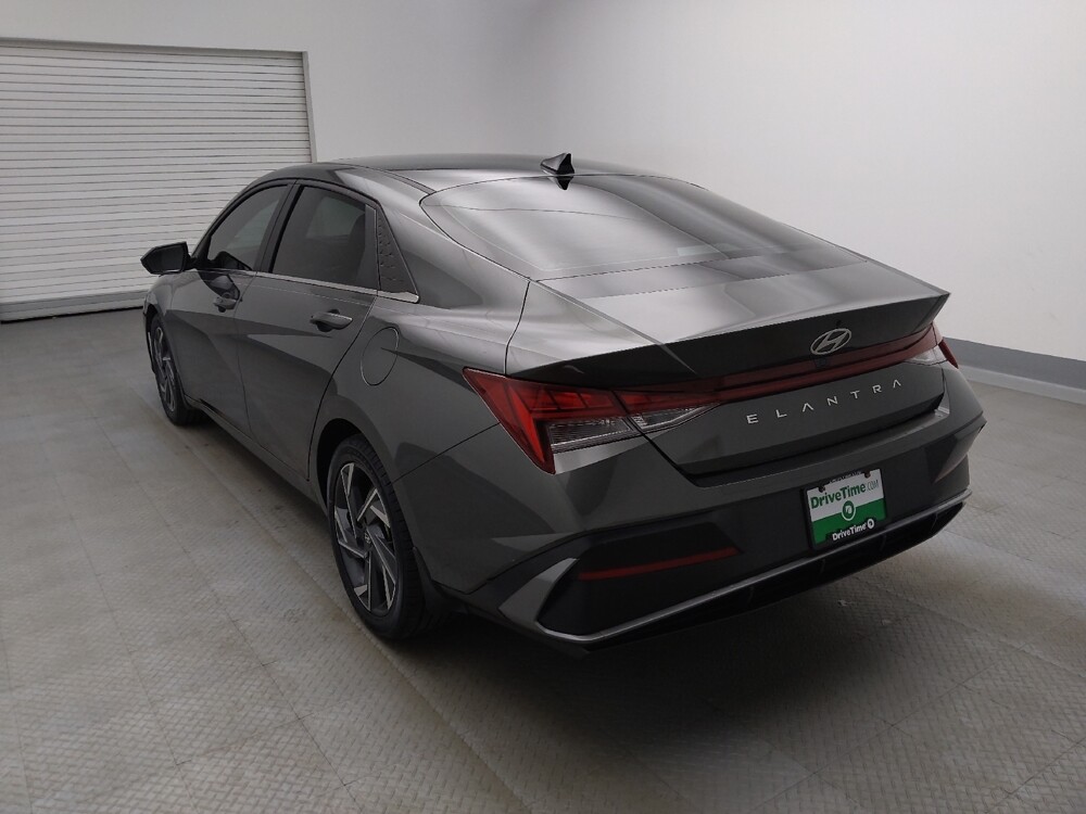 2024 Hyundai Elantra in Denver, CO 80012 - 18124453 5