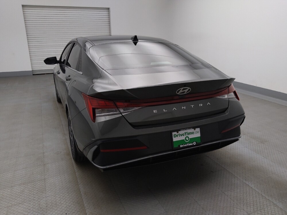 2024 Hyundai Elantra in Denver, CO 80012 - 18124453 6