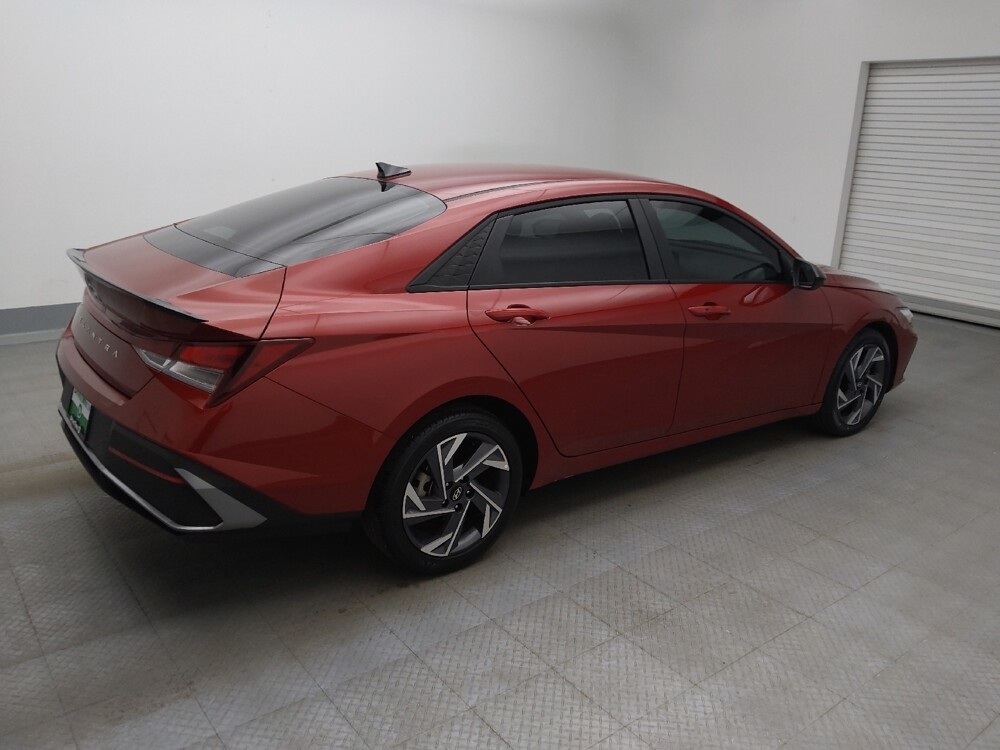 2025 Hyundai Elantra in Colorado Springs, CO 80909 - 18124454 10