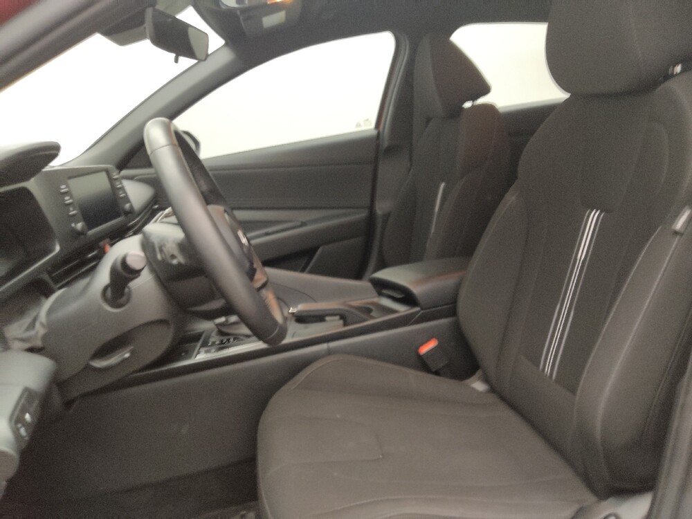 2025 Hyundai Elantra in Colorado Springs, CO 80909 - 18124454 17