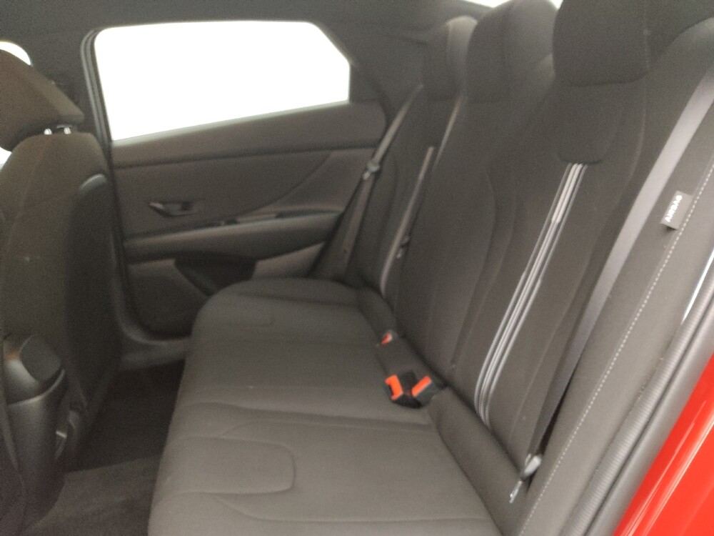 2025 Hyundai Elantra in Colorado Springs, CO 80909 - 18124454 18