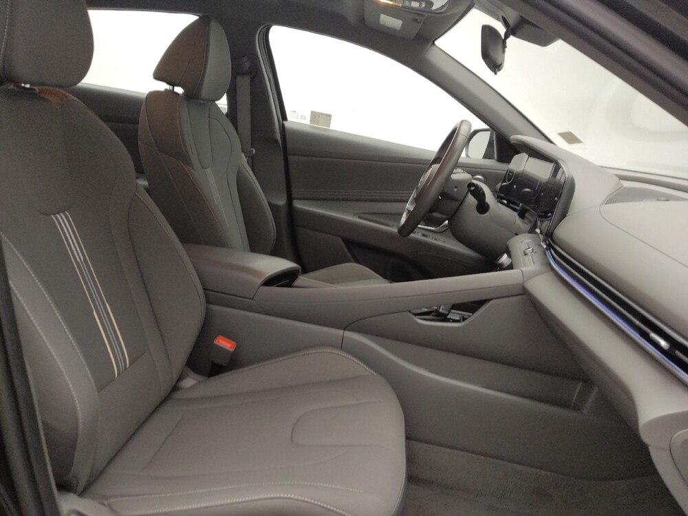 2025 Hyundai Elantra in Albuquerque, NM 87113 - 18124455 21