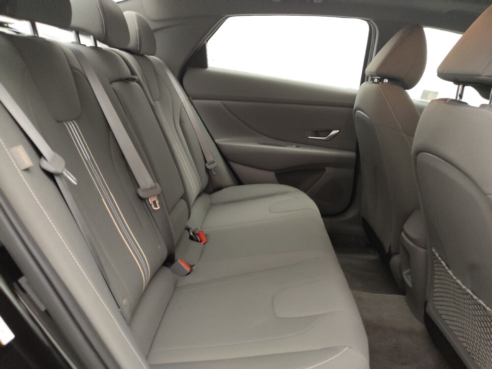 2025 Hyundai Elantra in Albuquerque, NM 87113 - 18124455 19