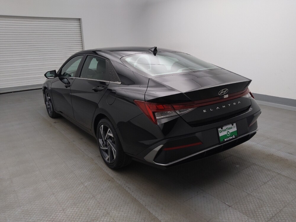 2025 Hyundai Elantra in Albuquerque, NM 87113 - 18124455 5