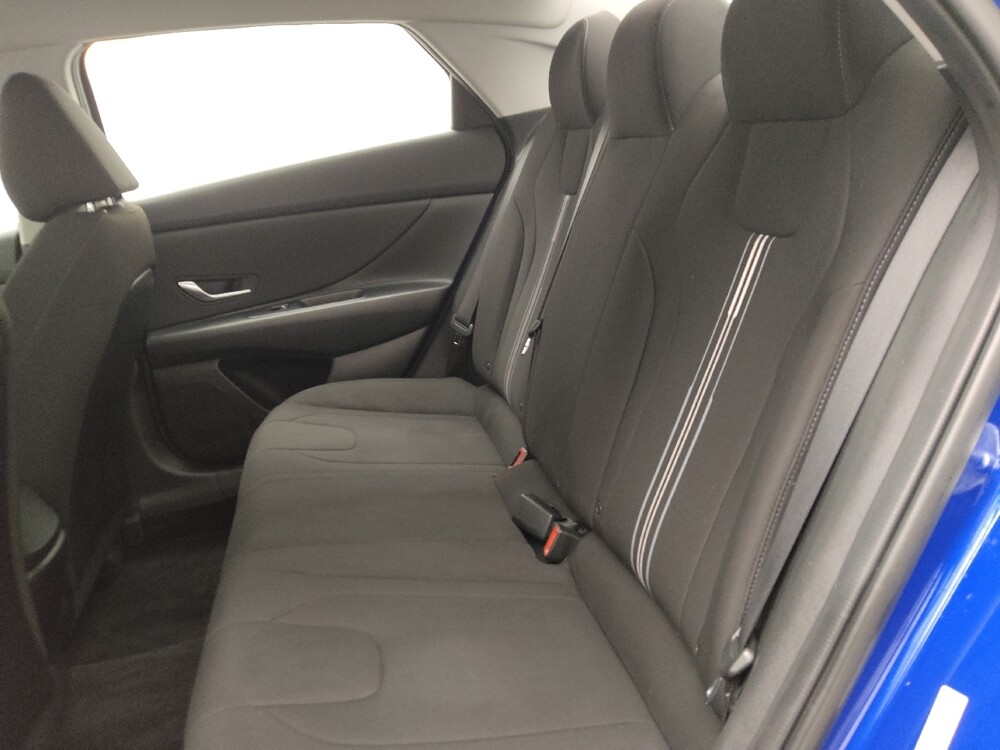 2023 Hyundai Elantra in Lakewood, CO 80215 - 18124461 18