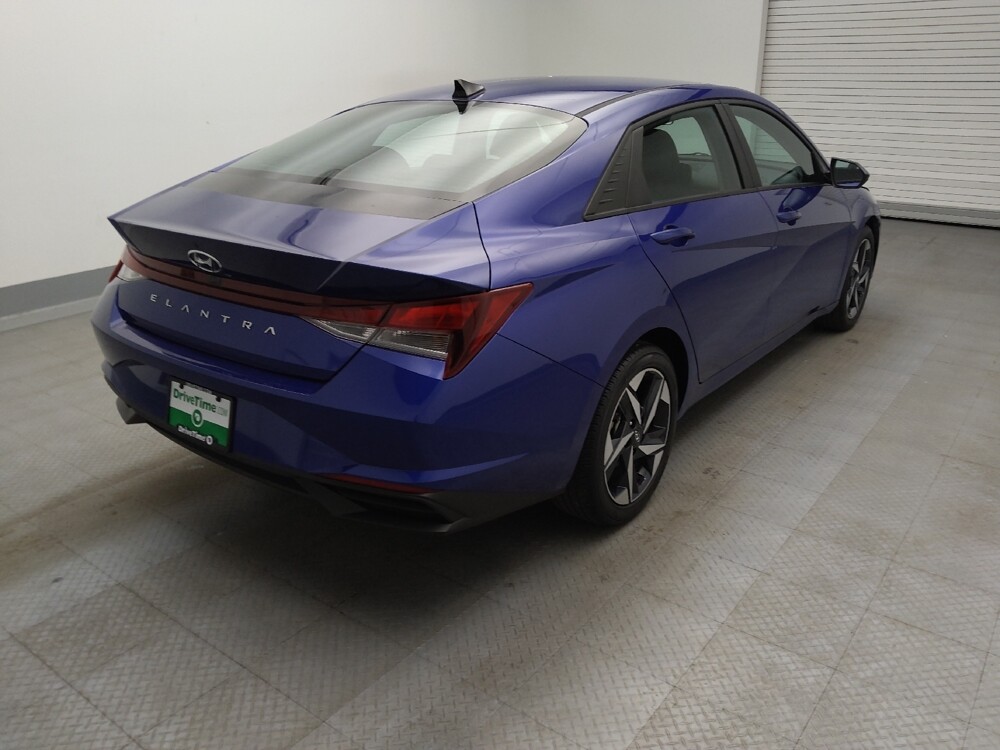 2023 Hyundai Elantra in Lakewood, CO 80215 - 18124461 9