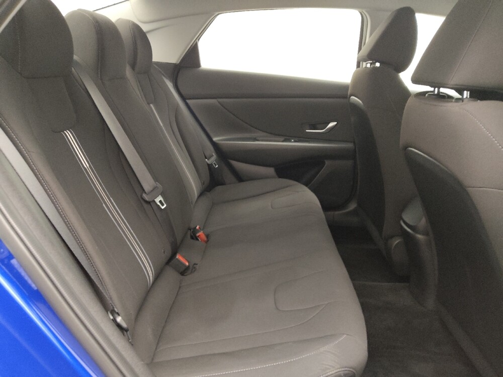 2023 Hyundai Elantra in Lakewood, CO 80215 - 18124461 19