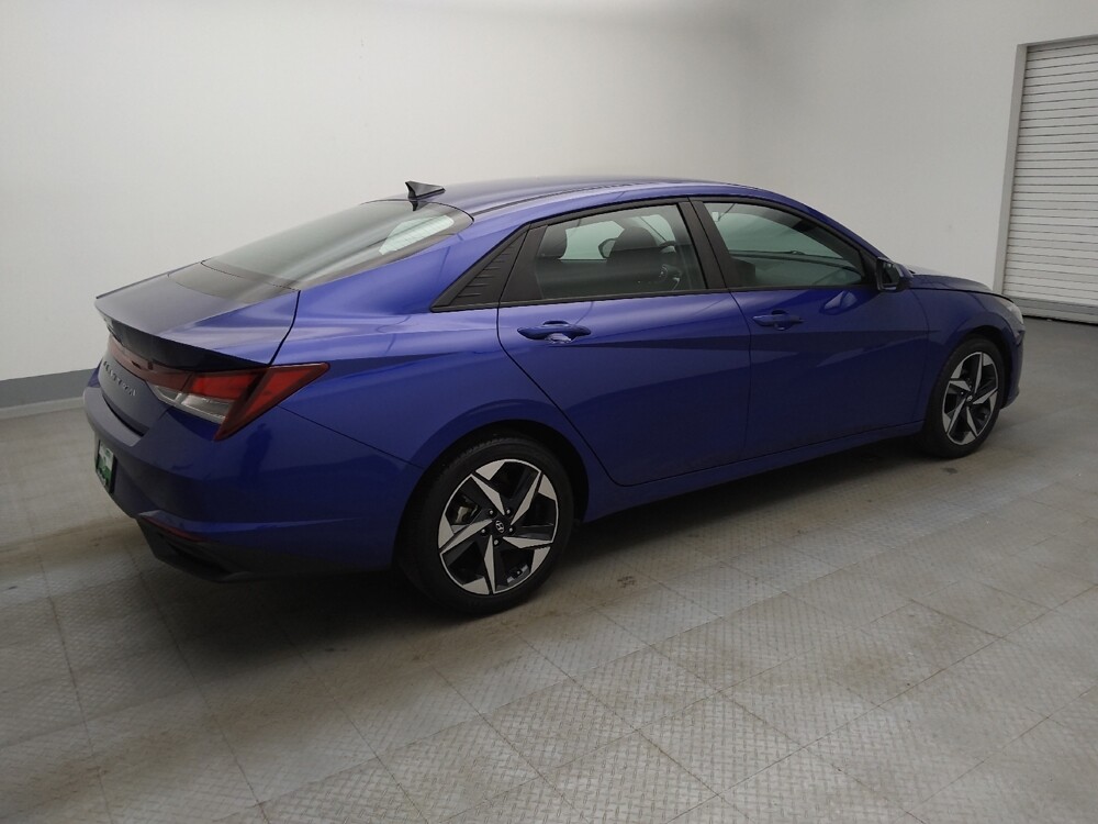 2023 Hyundai Elantra in Lakewood, CO 80215 - 18124461 10
