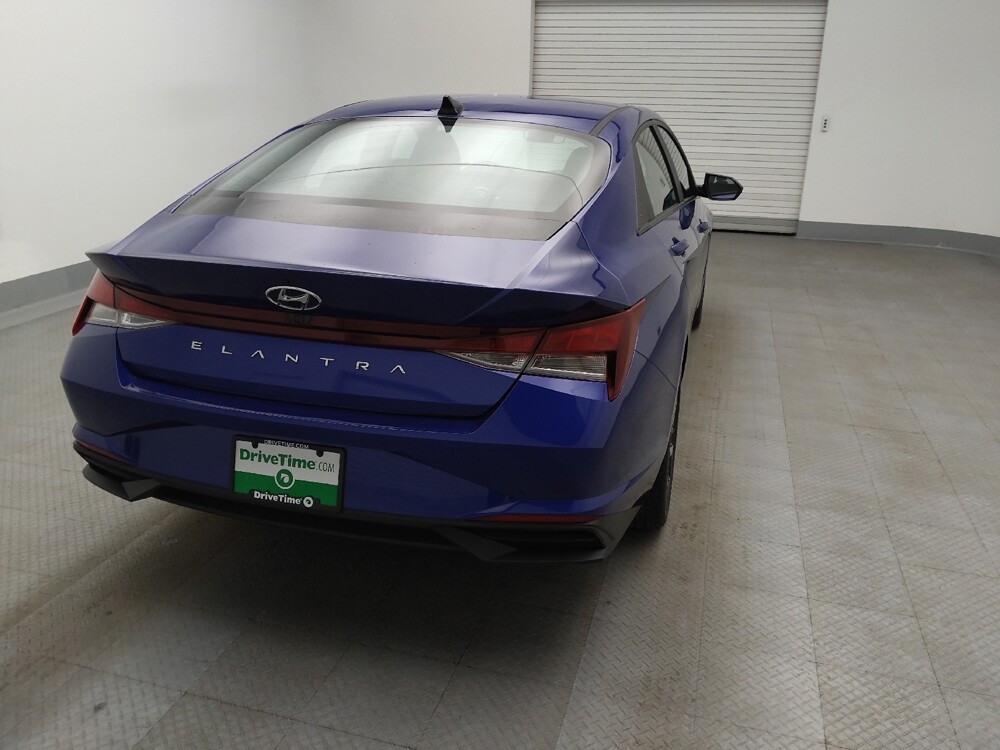 2023 Hyundai Elantra in Lakewood, CO 80215 - 18124461 7