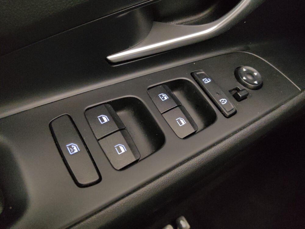 2023 Hyundai Elantra in Lakewood, CO 80215 - 18124461 27