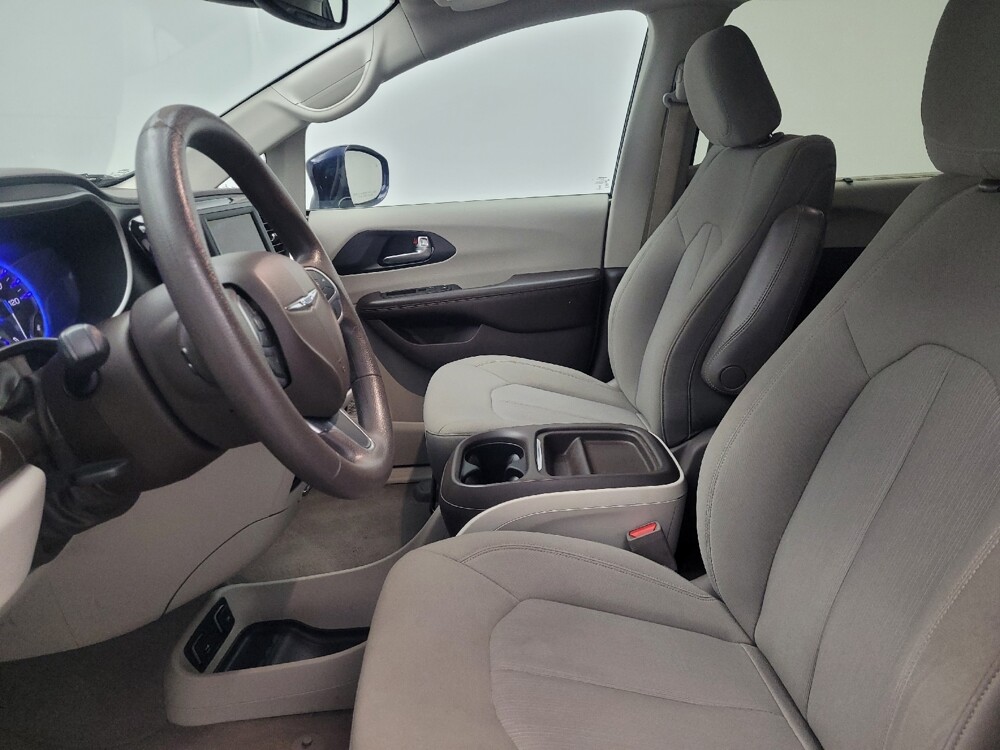 2020 Chrysler Pacifica in Memphis, TN 38115 - 18124469 17