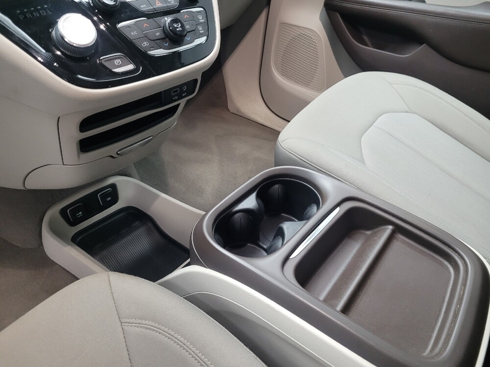 2020 Chrysler Pacifica in Memphis, TN 38115 - 18124469 26