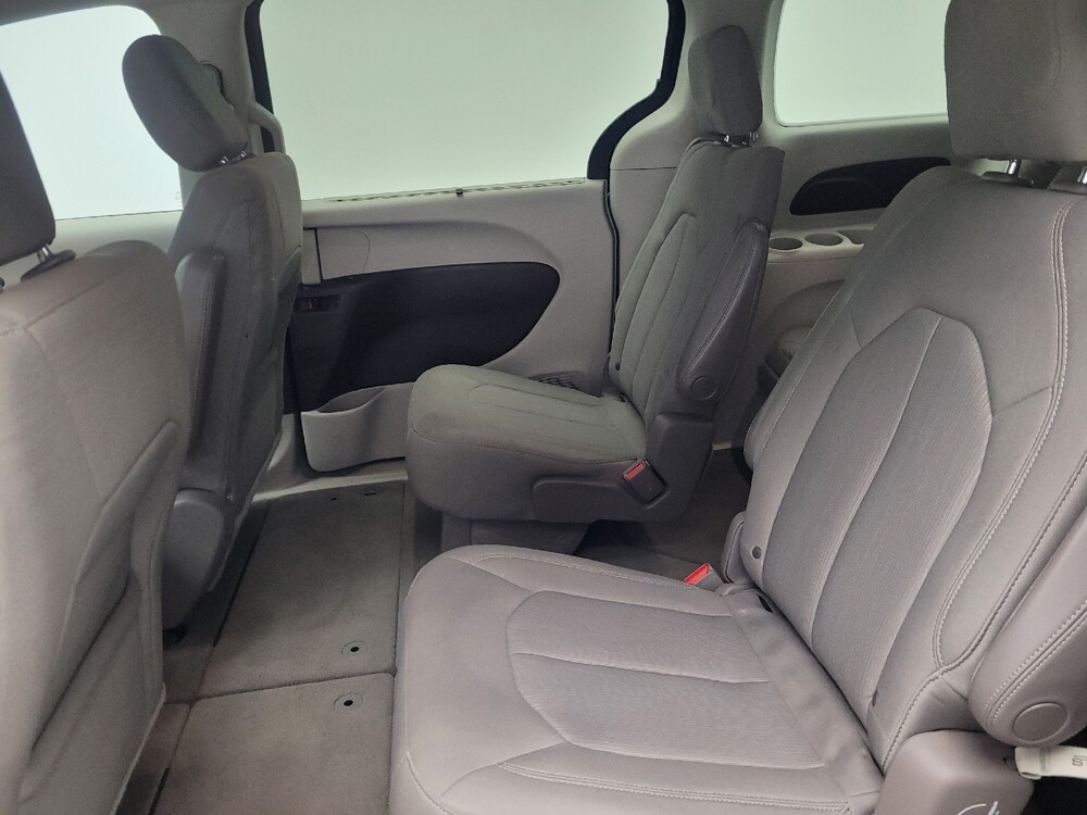 2020 Chrysler Pacifica in Memphis, TN 38115 - 18124469 18