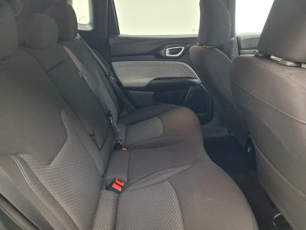 2023 Jeep Compass in Memphis, TN 38115 - 18124473 19