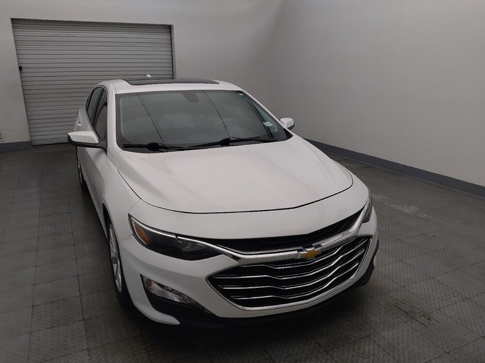 2019 Chevrolet Malibu in Houston, TX 77074 - 18124482 14