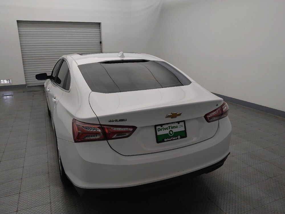 2019 Chevrolet Malibu in Houston, TX 77074 - 18124482 6