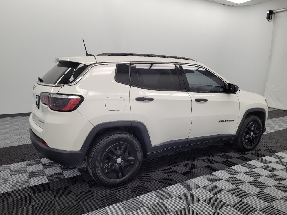 2020 Jeep Compass in Houston, TX 77060 - 18124484 10